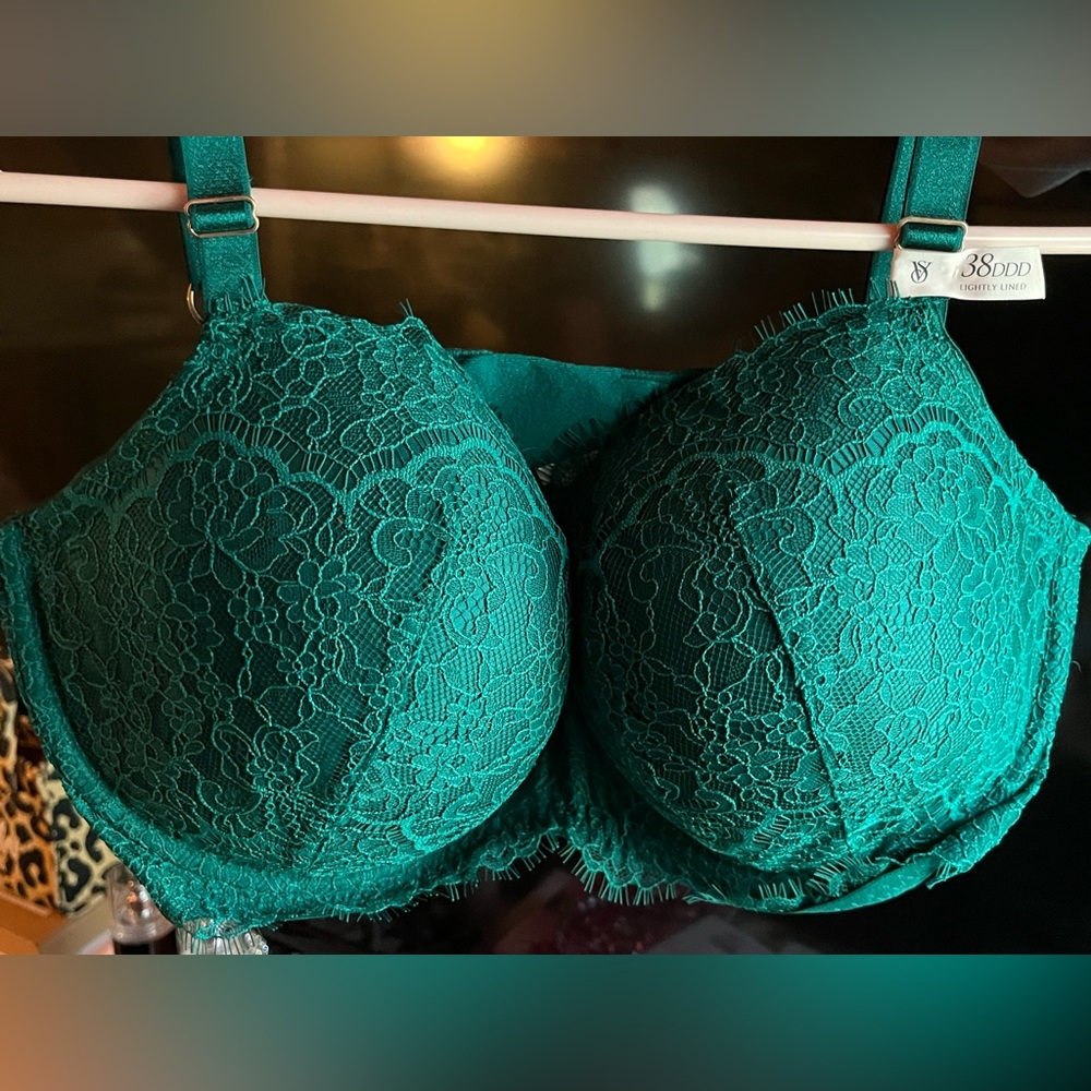 Victoria's Secret Dark Emerald Green Lace Bra